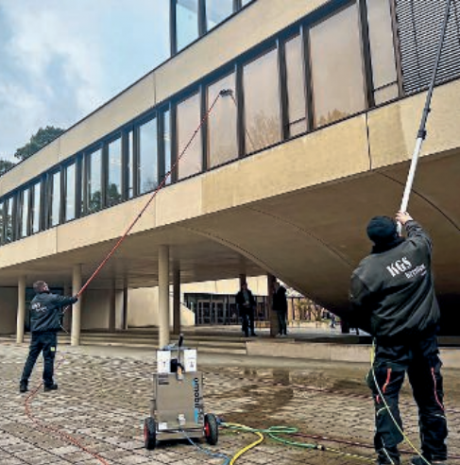KGS Kreitlow bei der Reinigung im Einsatz